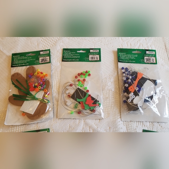 Set of 6 Sealed Mini Foam  Window Kits Snowman Gingerbread  Easy Craft - Picture 9 of 10